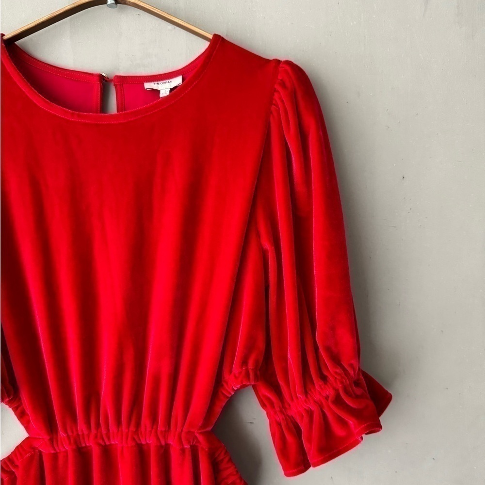 THE ODELLS Red Velvet Smocked Maxi Dress - Picture 5 of 12